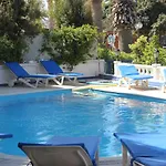 Bodrum Moonlight فندق تورغوتْريس