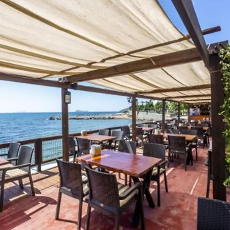 Bodrum Moonlight מלון *